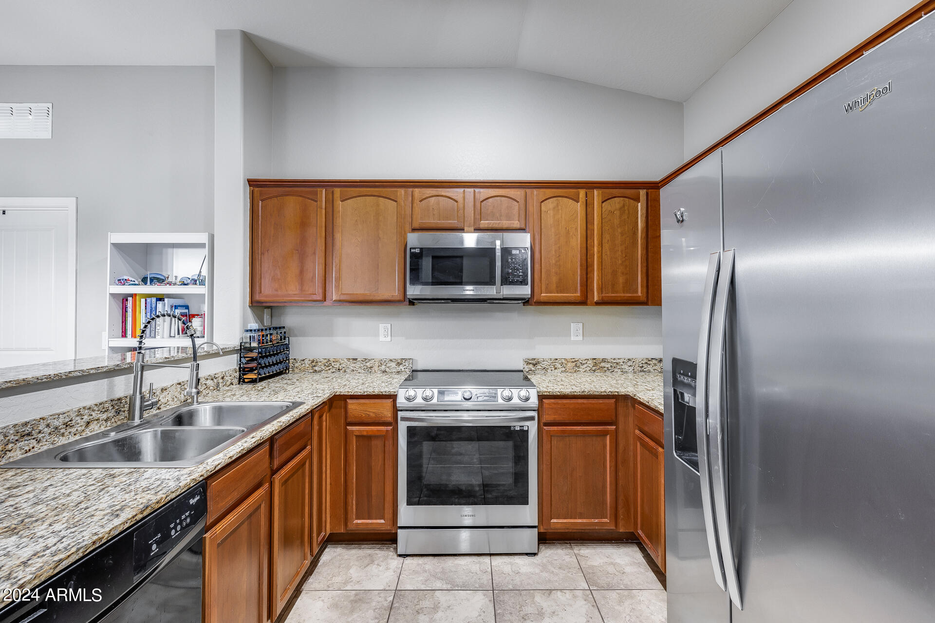 2725 East Mine Creek Road, Unit 2162 Phoenix, AZ 85024 - Photo 16 of 33