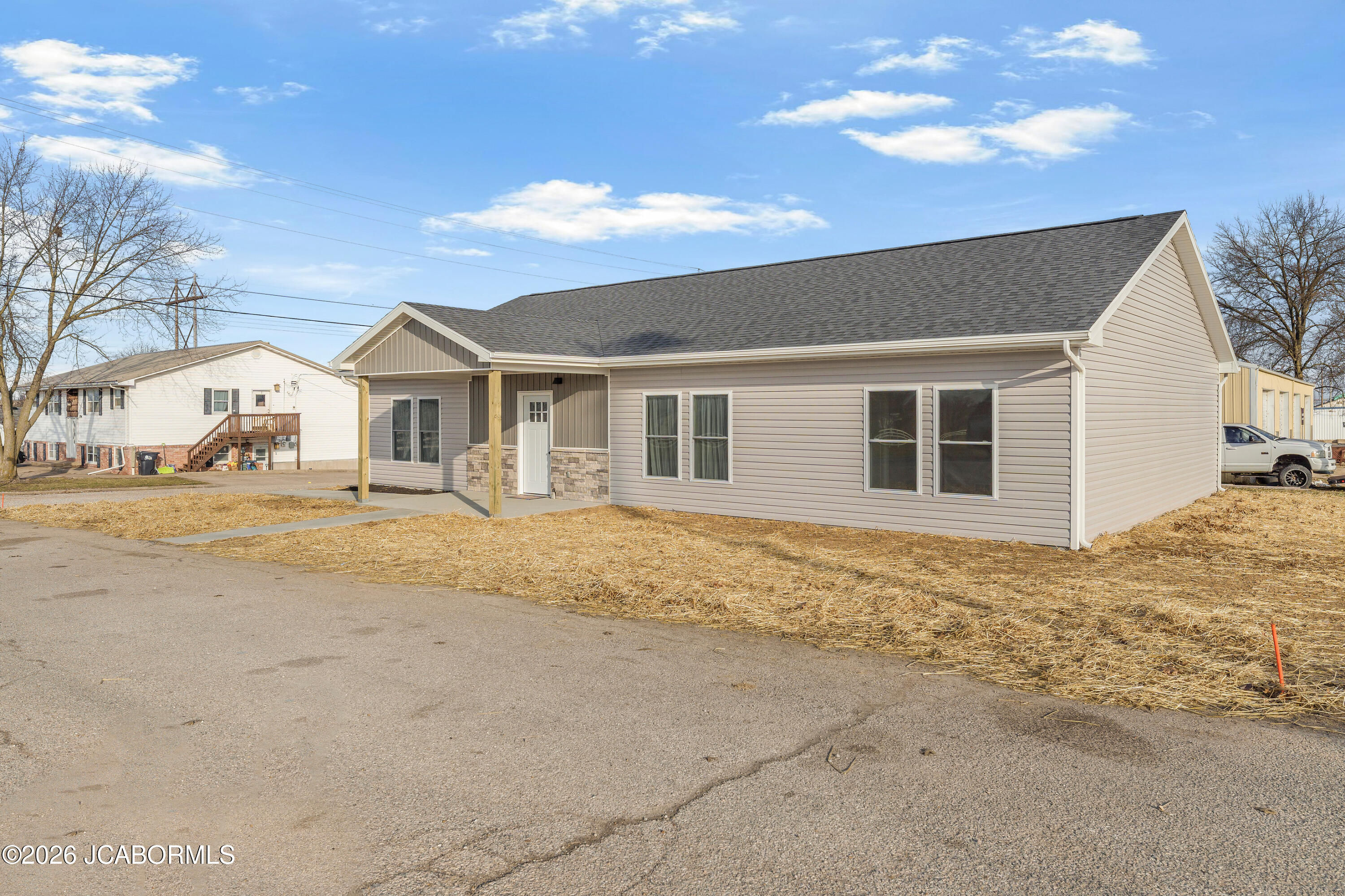 1202 Hillcrest Road California, MO 65018 - Photo 42 of 43 DSC02480-3264