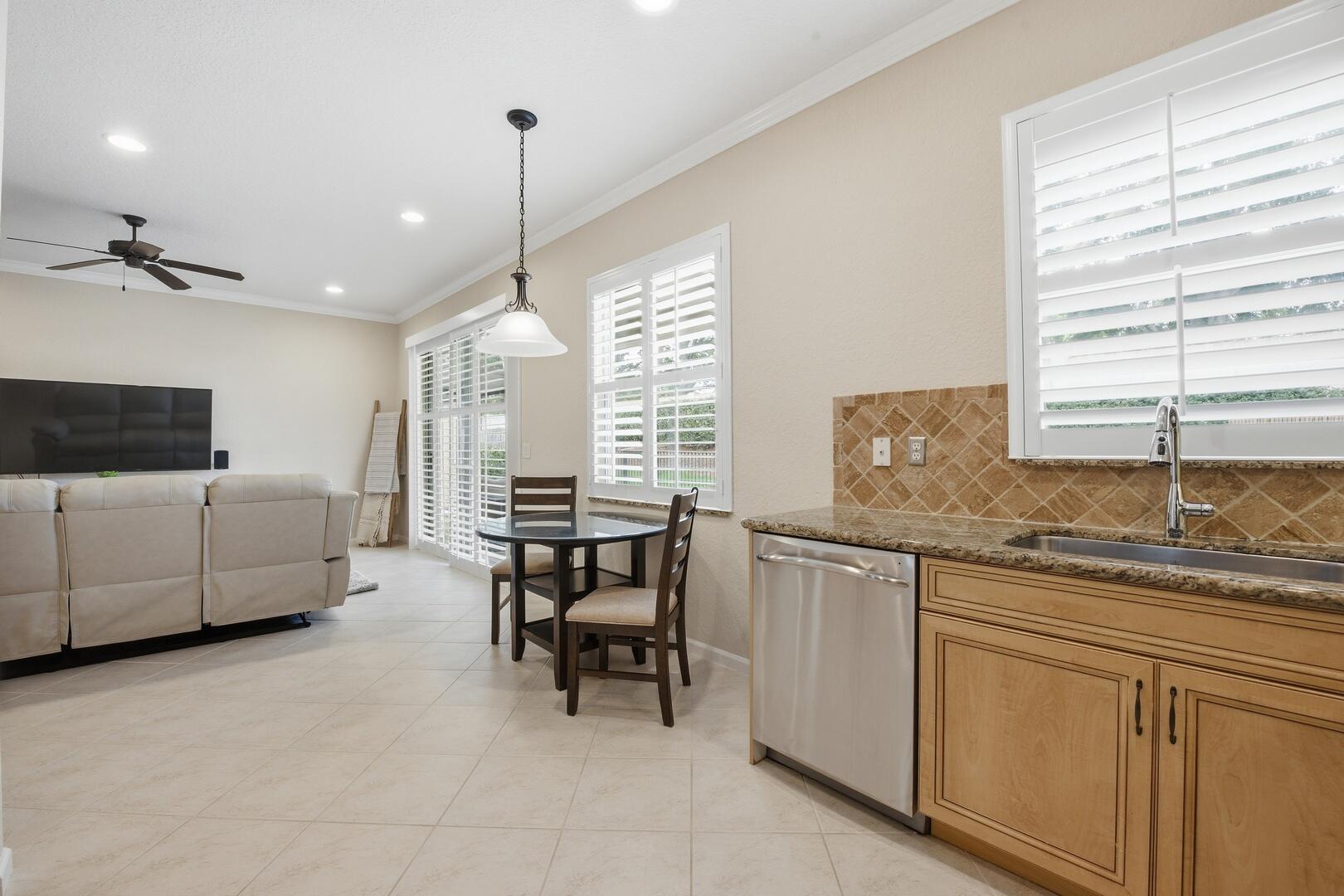 7850 Red Mahogany Road Boynton Beach, FL 33437 - Photo 10 of 63 Natural Light