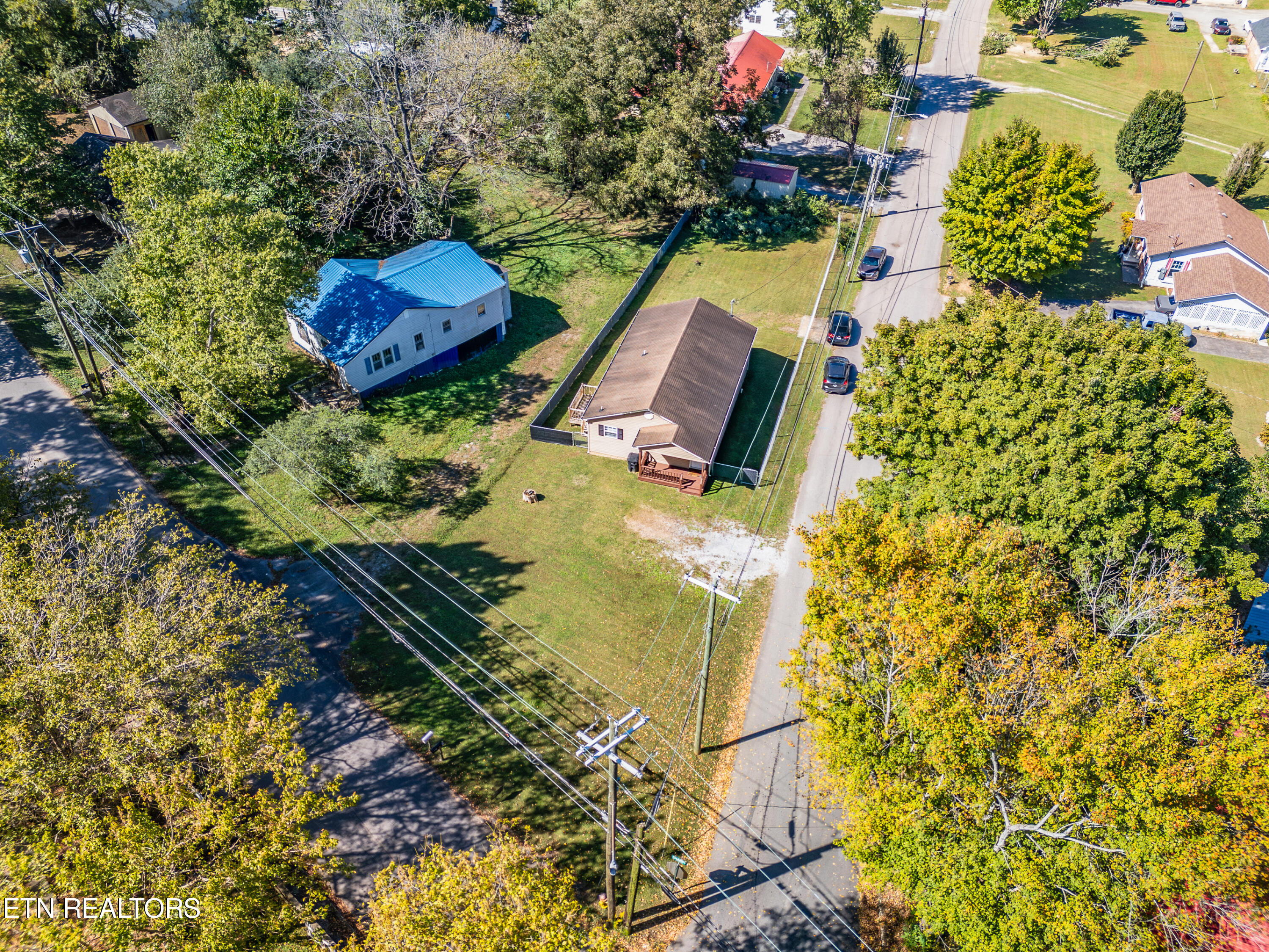 202 Sharp Road Athens, TN 37303 - Photo 13 of 13 202 Sharp Road - 27jpg