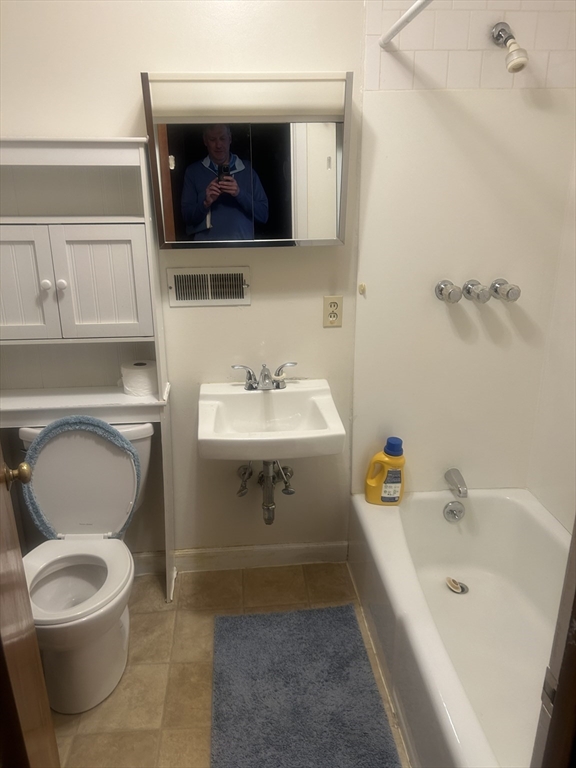 82 Wellington Street Fall River, MA 02720 - Photo 8 of 21