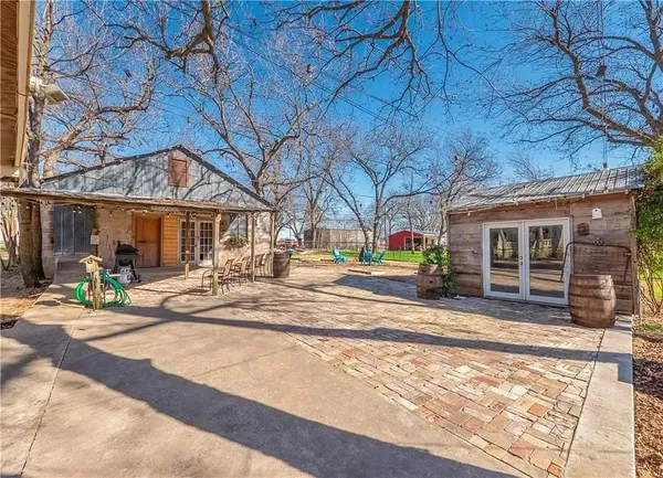 $2,400,000 | 11900 Farm To Market Road 1660, Taylor, TX 76574