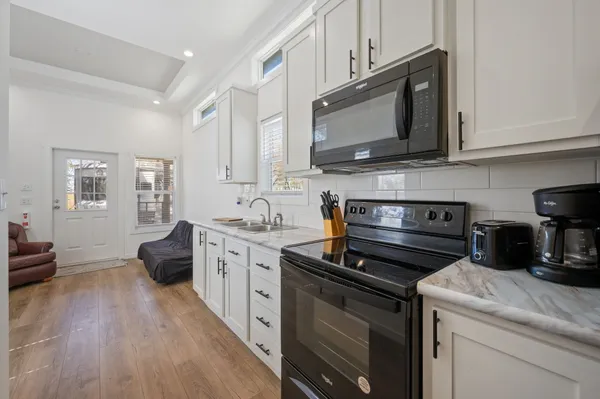 $2,400,000 | 11900 Farm To Market Road 1660, Taylor, TX 76574