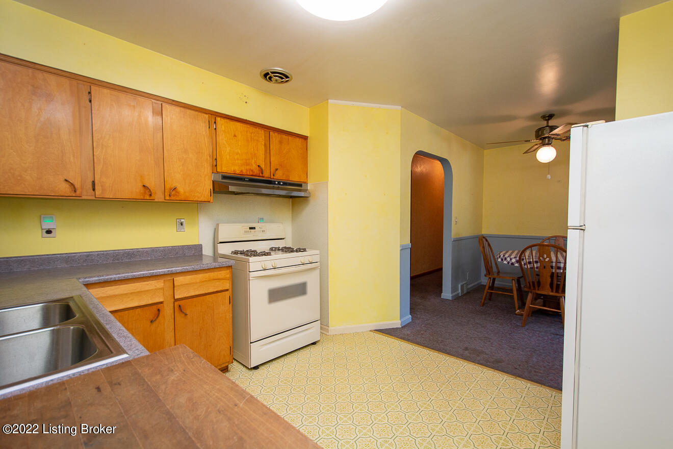 8705 Waltlee Road Louisville, KY 40291 - Photo 18 of 36 Waltlee -24