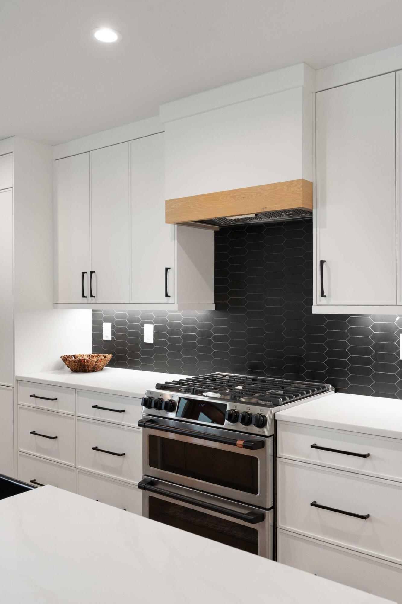 79 Hester Street Charleston, SC 29403 - Photo 14 of 46 Kitchen