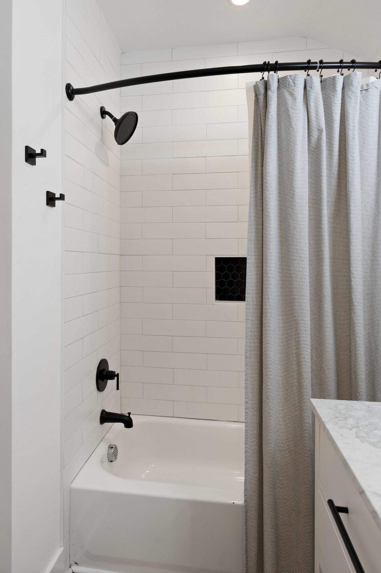 79 Hester Street Charleston, SC 29403 - Photo 42 of 46 ADU En-Suite