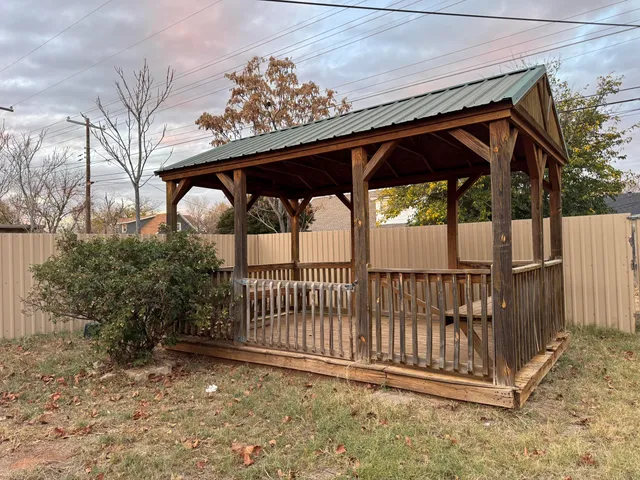 $149,999 | 1936 71st Street, Lubbock, TX 79412