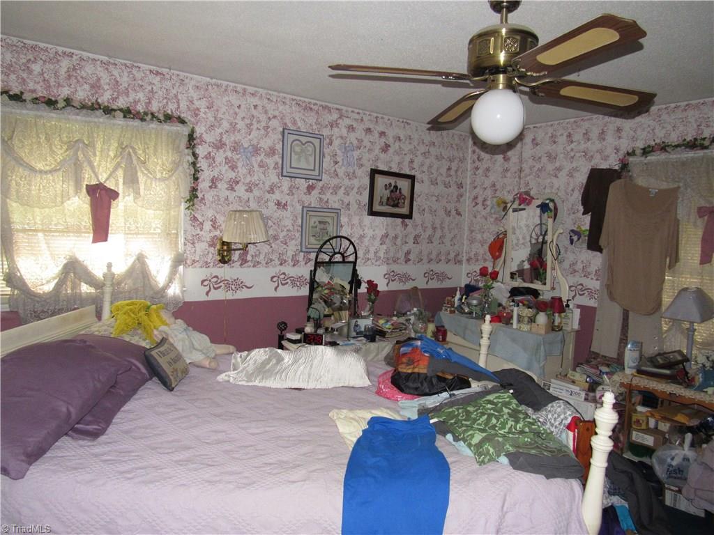 5710 Davis Road Walkertown, NC 27051 - Photo 10 of 14 Gallery Image 10