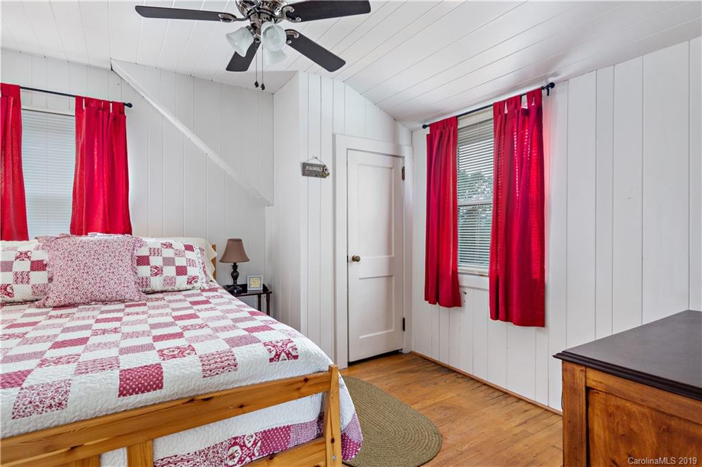709 Bryson Road Candler, NC 28715 - Photo 13 of 17 Gallery Image 13