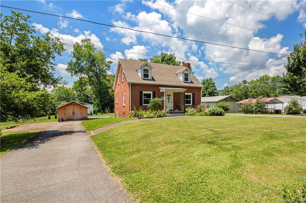 709 Bryson Road Candler, NC 28715 - Photo 15 of 17 Gallery Image 15