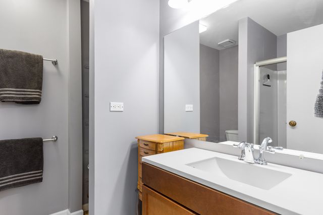 $352,000 | 414 Bluebird Lane, Deerfield, IL 60015