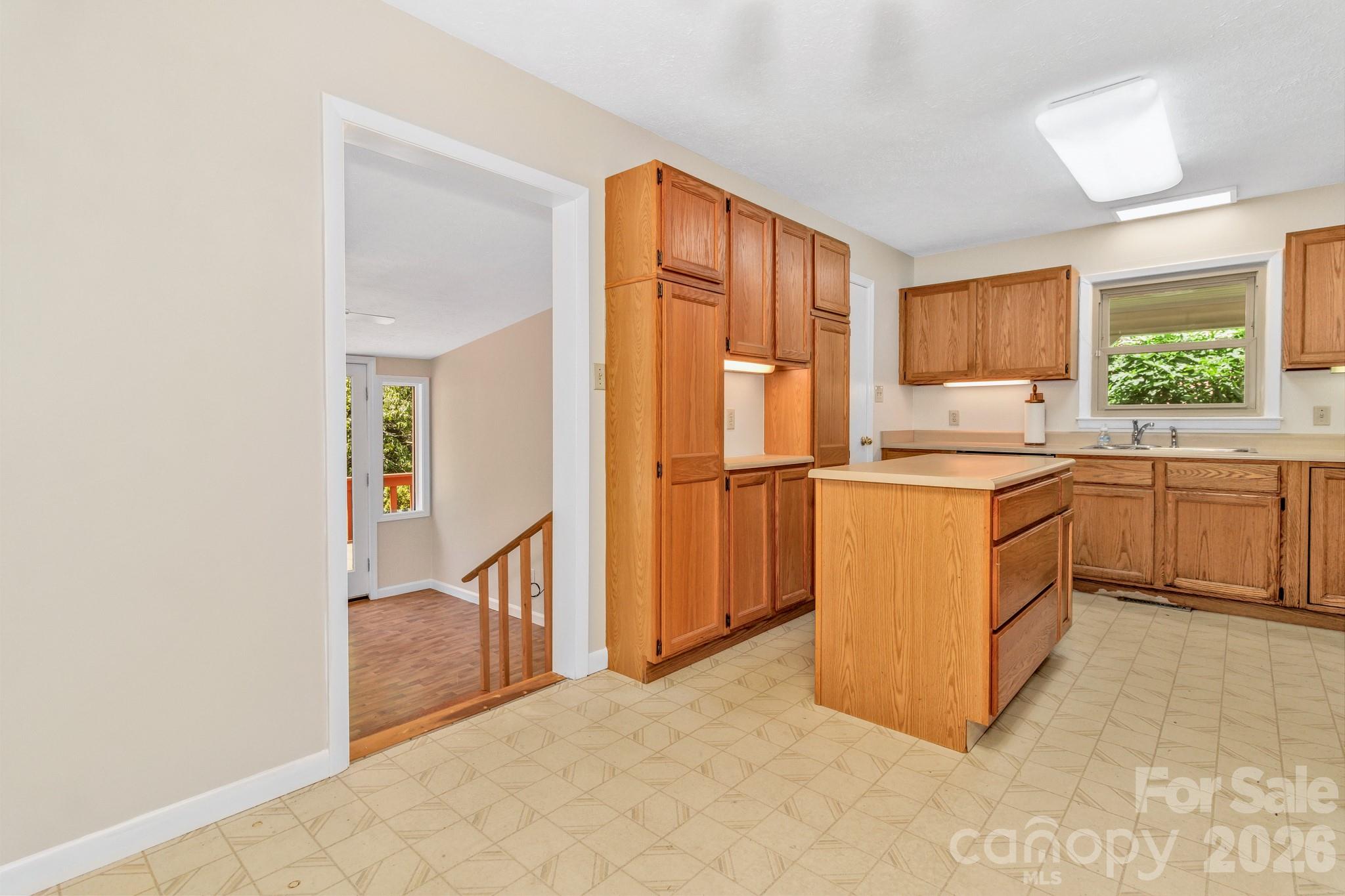 67 Wagon Road Asheville, NC 28805 - Photo 19 of 44