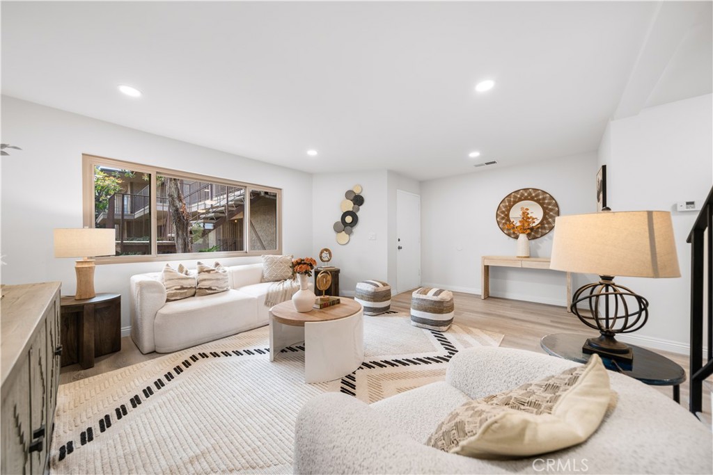 313 South Almansor Street, Unit 9 Alhambra, CA 91801 - Photo 2 of 19