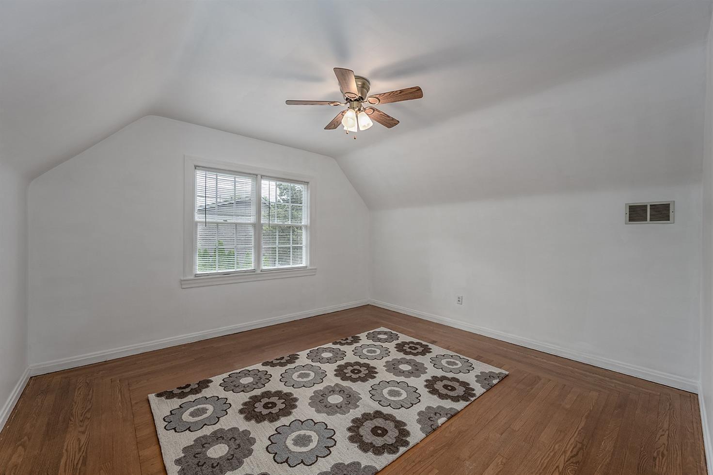 5325 Boomer Road Cincinnati, OH 45247 - Photo 38 of 46 Gallery Image 38
