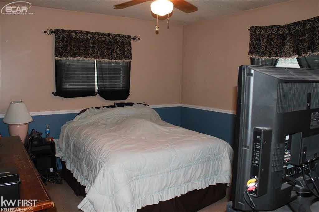13555 Tuscola Road Clio, MI 48420 - Photo 18 of 22 21401034-17.JPG