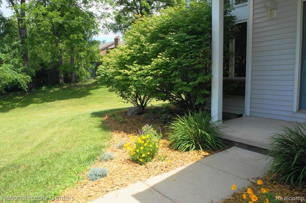 5081 Orion Road Rochester, MI 48306 - Photo 3 of 31