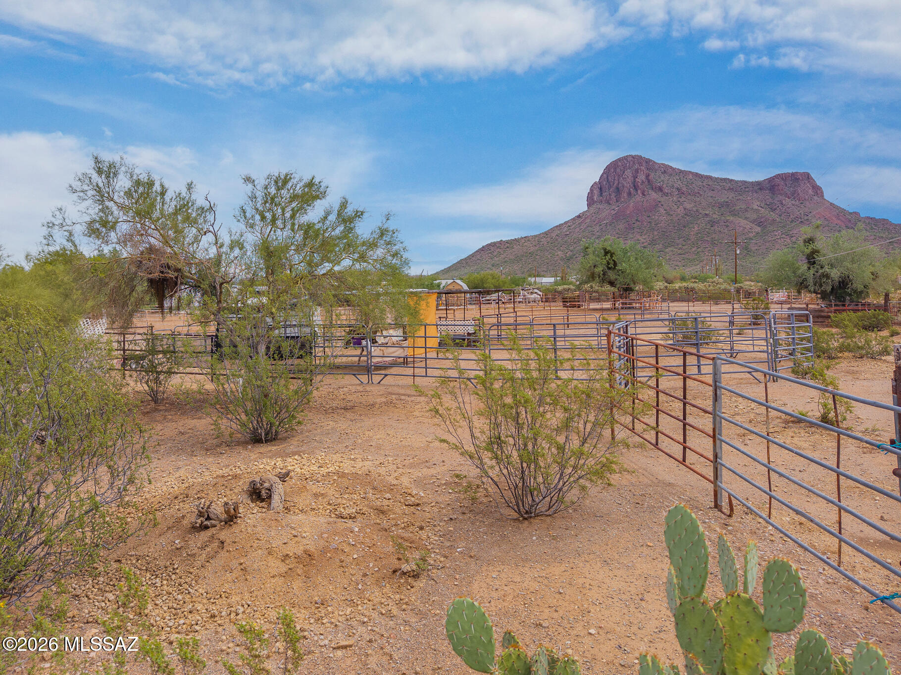 10380 West Massingale Road Tucson, AZ 85743 - Photo 21 of 38 021