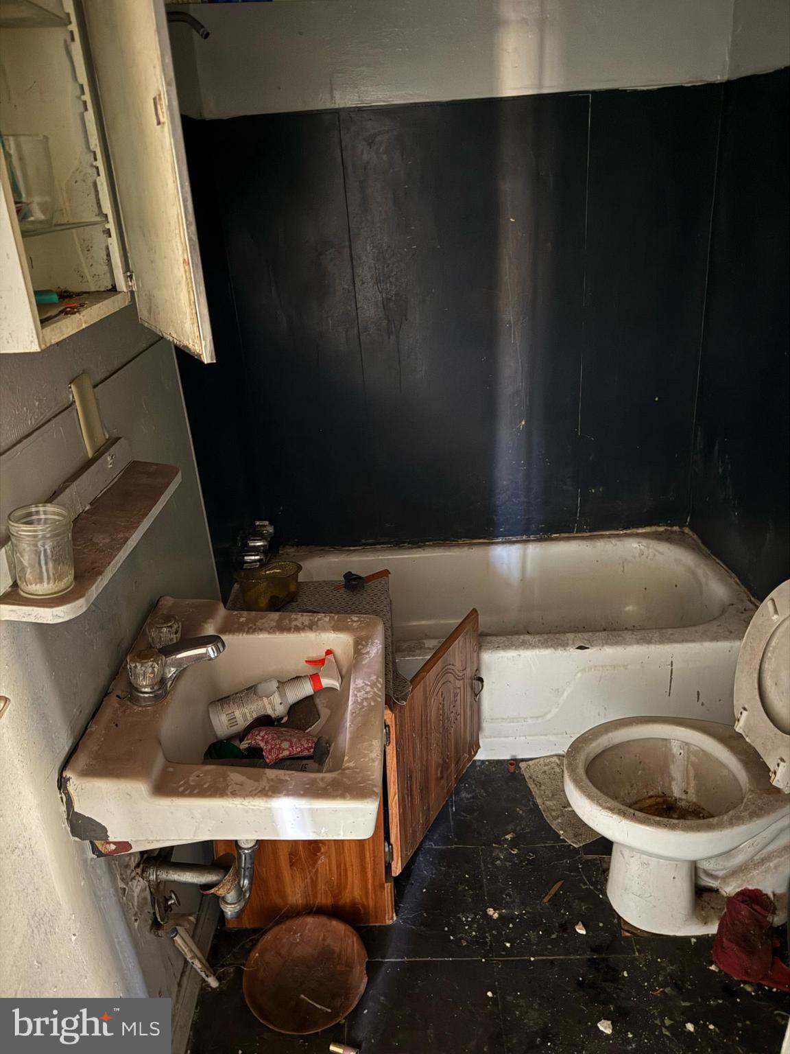 1014 Griggs Road Martinsville, VA 24112 - Photo 18 of 31