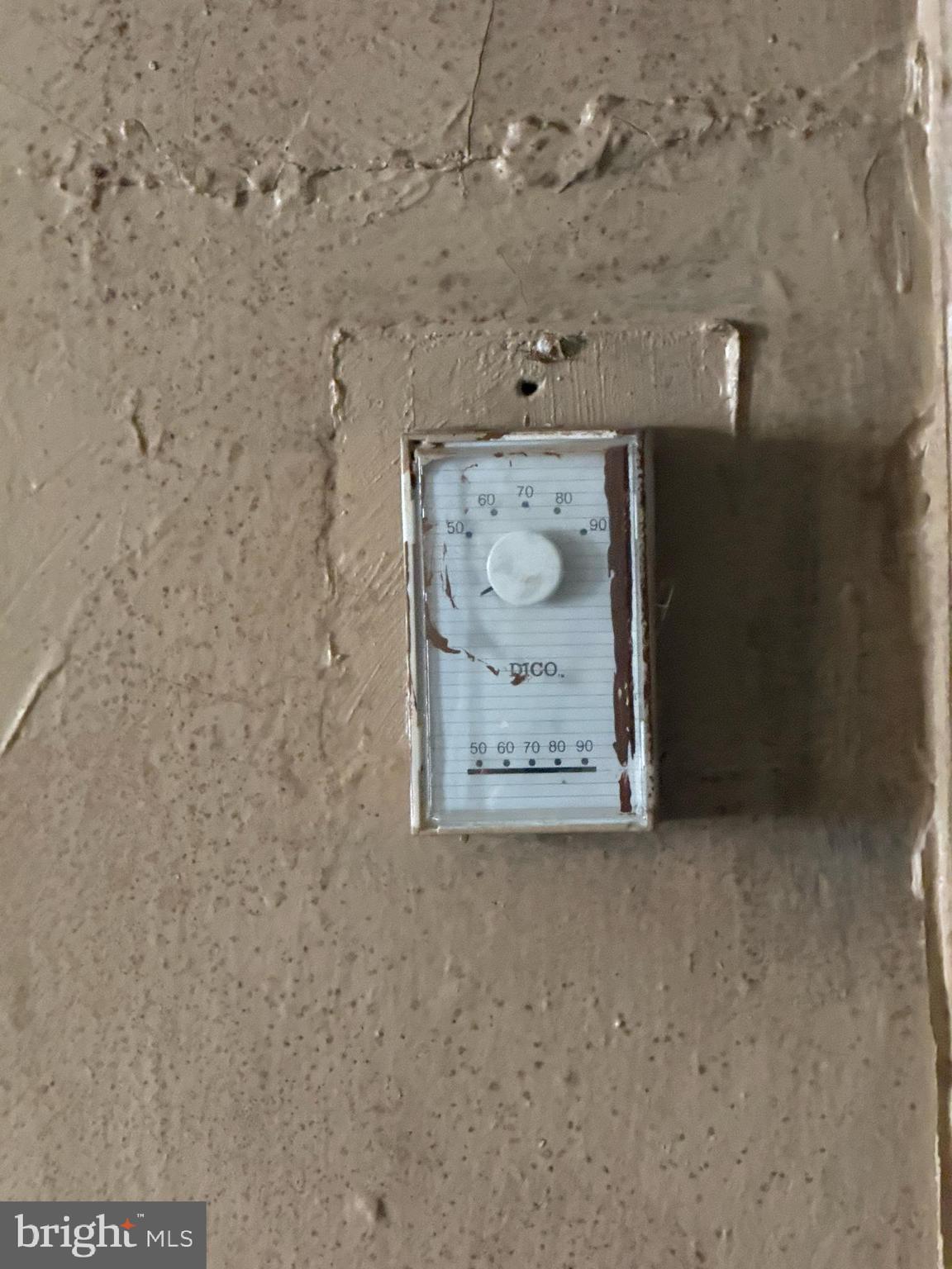 1014 Griggs Road Martinsville, VA 24112 - Photo 6 of 31