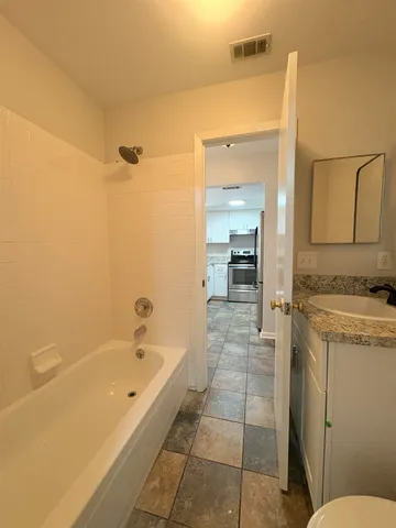 $1,200 | 1461 Live Oak Drive, Tallahassee, FL 32301