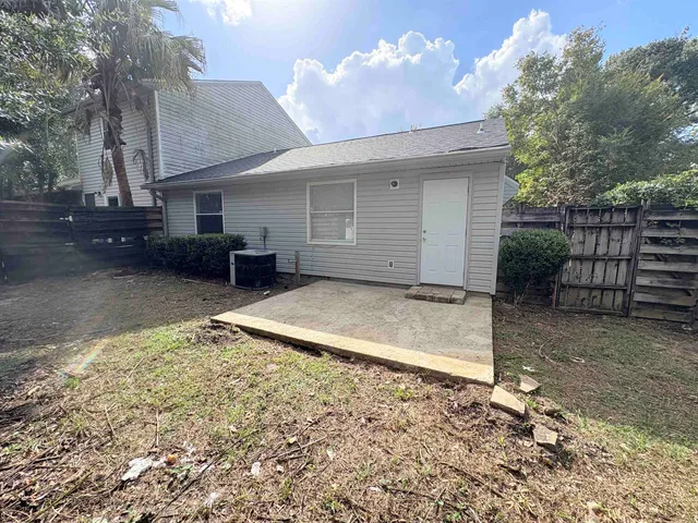 $1,200 | 1461 Live Oak Drive, Tallahassee, FL 32301