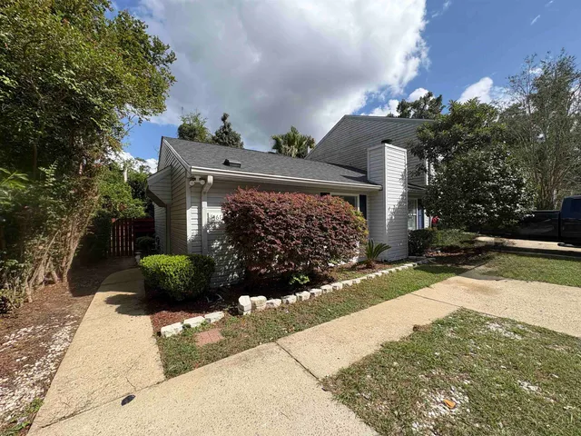 $1,200 | 1461 Live Oak Drive, Tallahassee, FL 32301