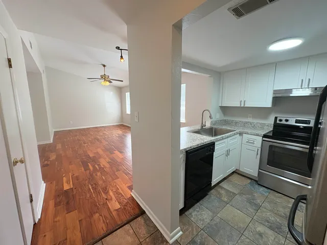 $1,200 | 1461 Live Oak Drive, Tallahassee, FL 32301