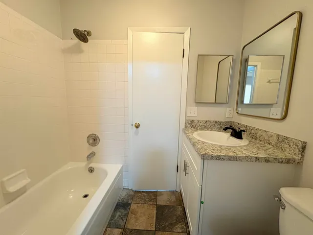 $1,200 | 1461 Live Oak Drive, Tallahassee, FL 32301