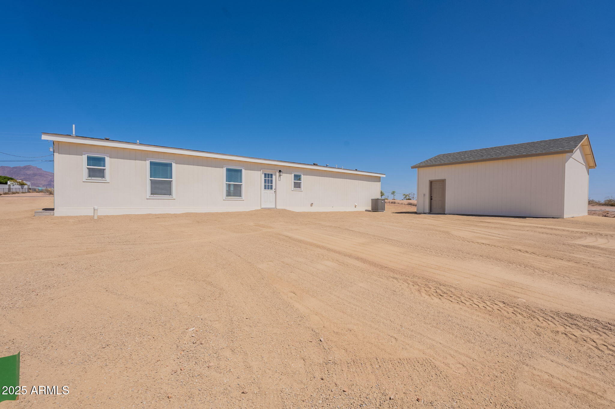 1978 South Starr Road Apache Junction, AZ 85119 - Photo 36 of 41 53-web-or-mls-Starr-53