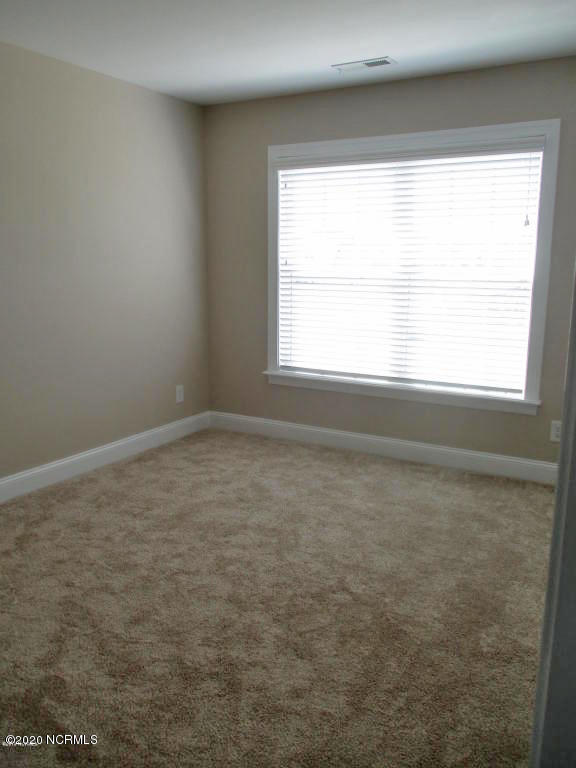 184 River Winding Road Jacksonville, NC 28540 - Photo 14 of 17 184 River Winding Rd - Bed 3