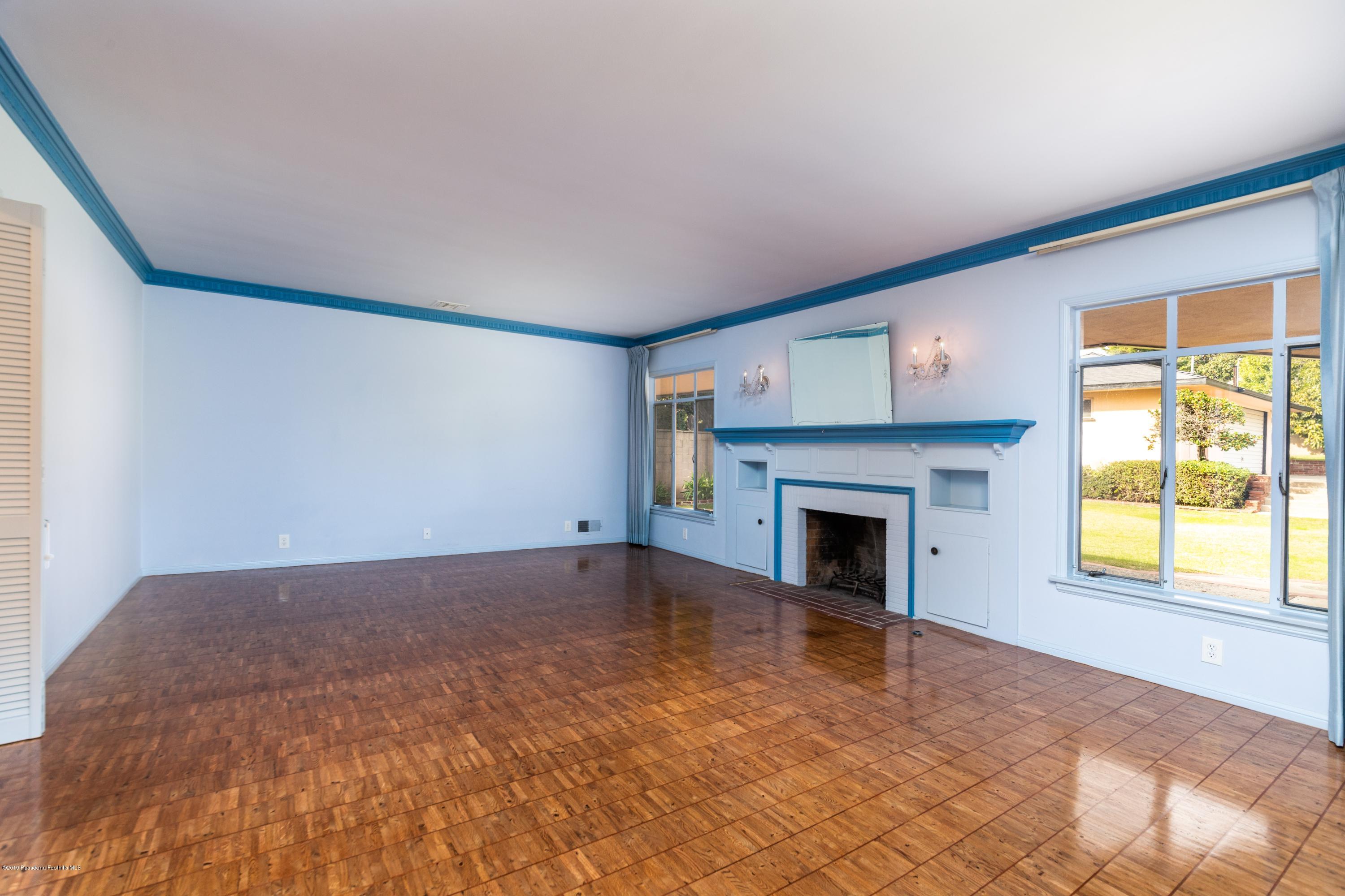 3565 Shadow Grove Road Pasadena, CA 91107 - Photo 2 of 16 living room