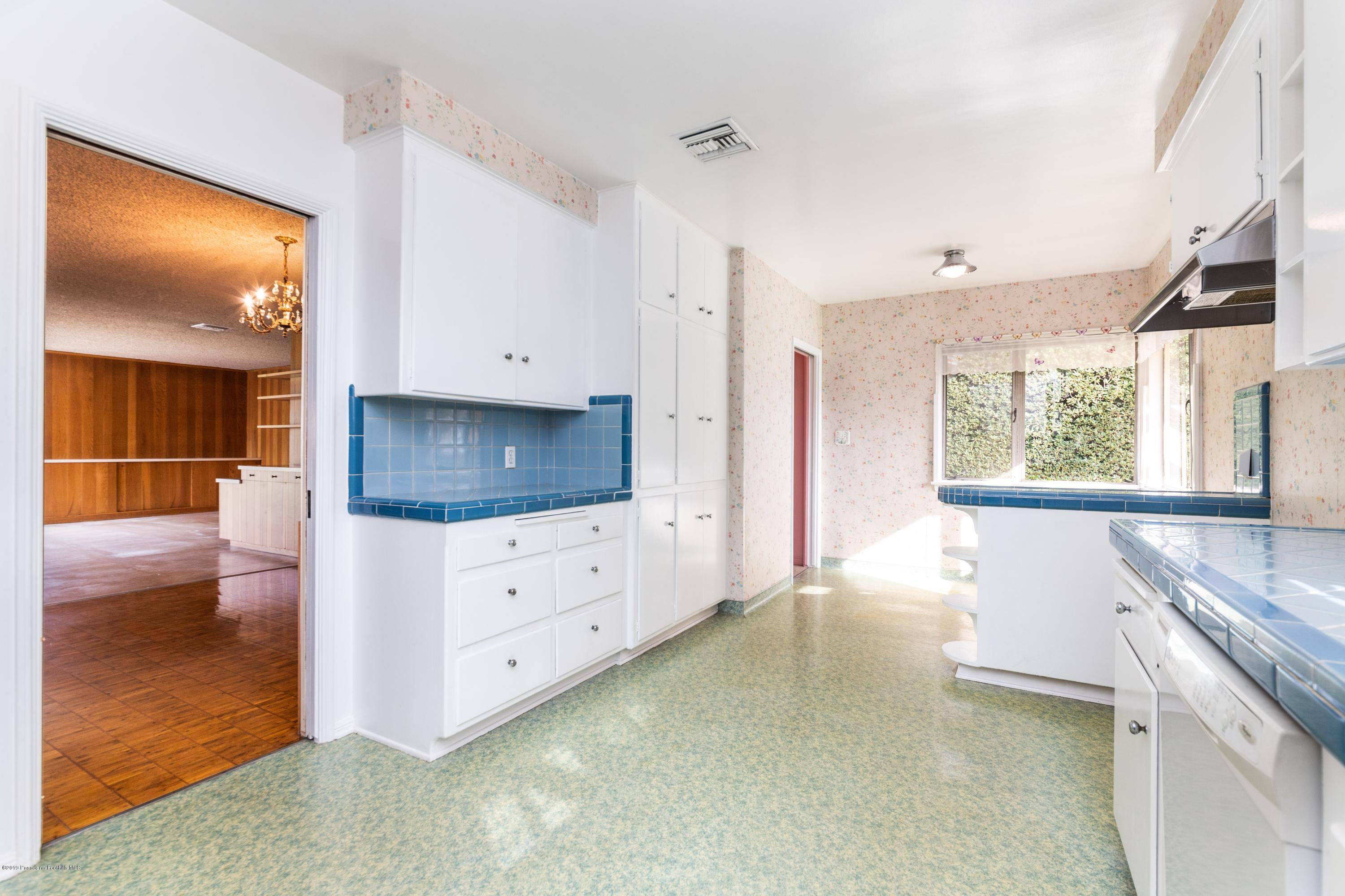 3565 Shadow Grove Road Pasadena, CA 91107 - Photo 8 of 16 kitchen 2