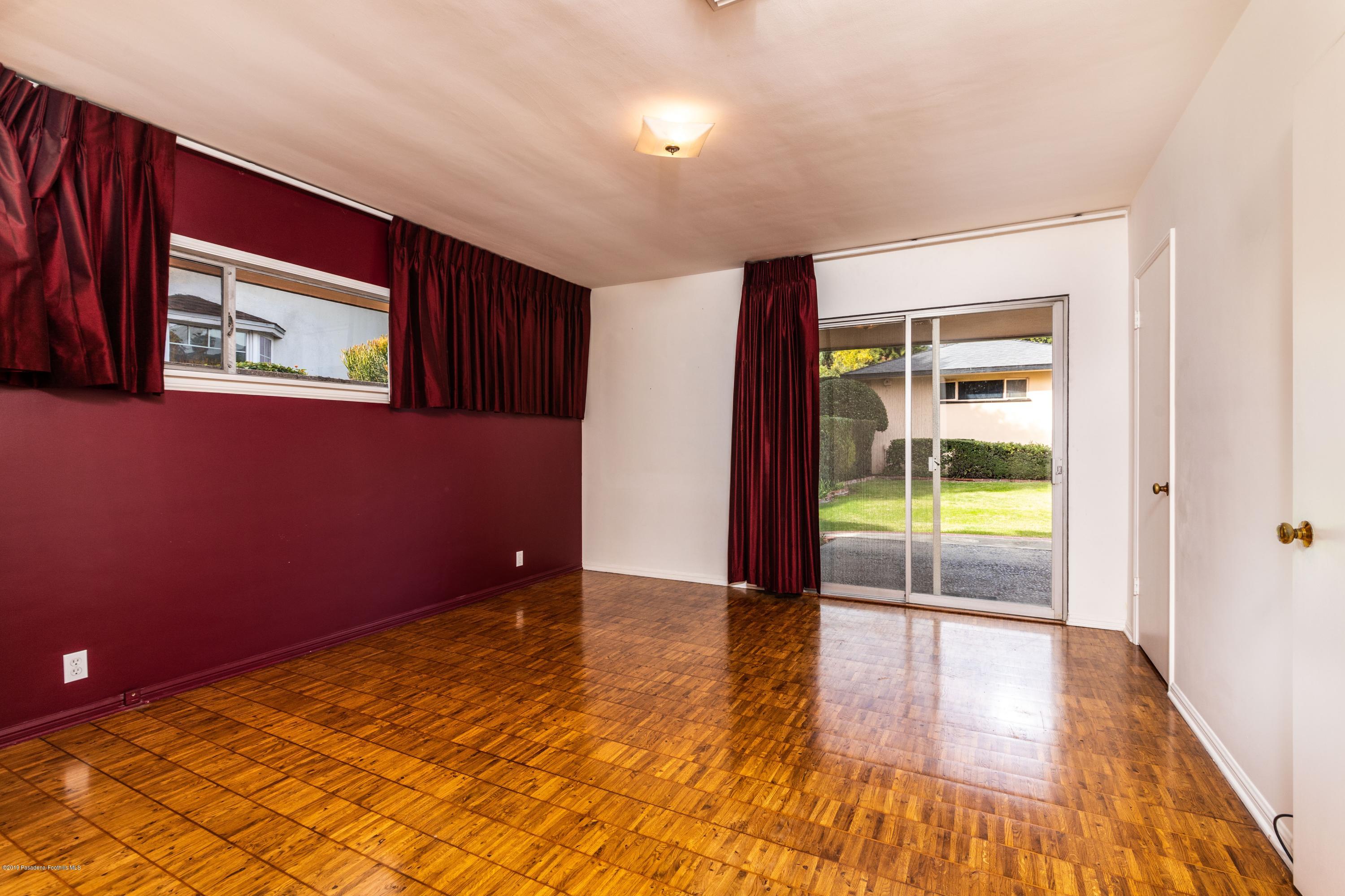3565 Shadow Grove Road Pasadena, CA 91107 - Photo 10 of 16 master