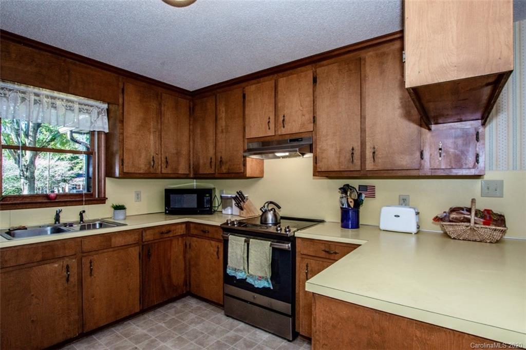 1021 Churchill Road Davidson, NC 28036 - Photo 25 of 48