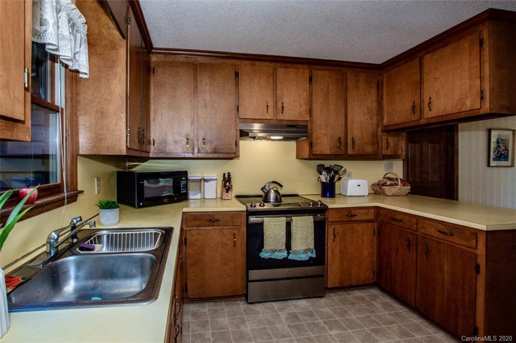 1021 Churchill Road Davidson, NC 28036 - Photo 26 of 48