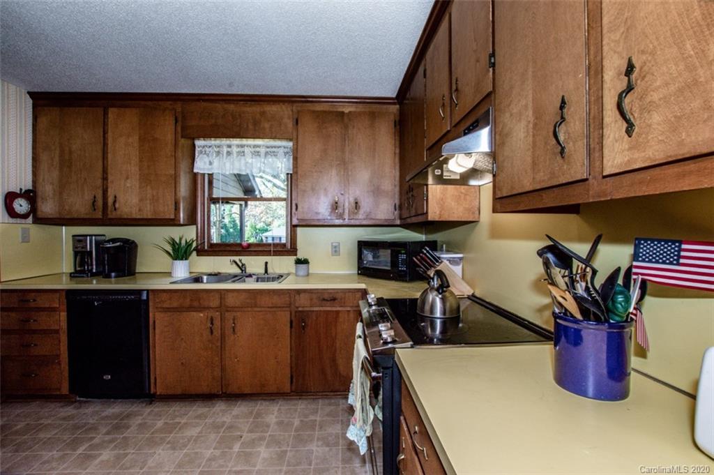 1021 Churchill Road Davidson, NC 28036 - Photo 28 of 48
