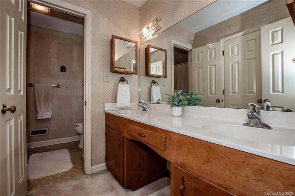 1021 Churchill Road Davidson, NC 28036 - Photo 39 of 48