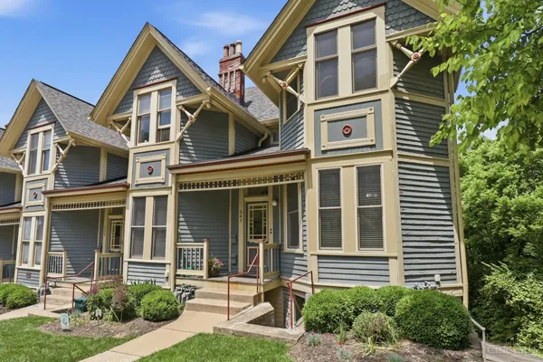 $239,000 | 541 Tusculum Avenue, Unit 1, Cincinnati, OH 45226