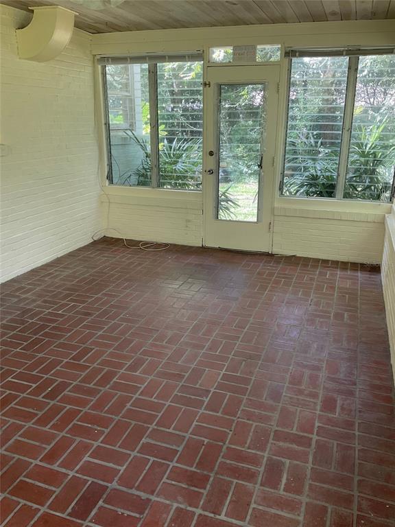 2721 Southwest 3rd Place Gainesville, FL 32607 - Photo 9 of 18