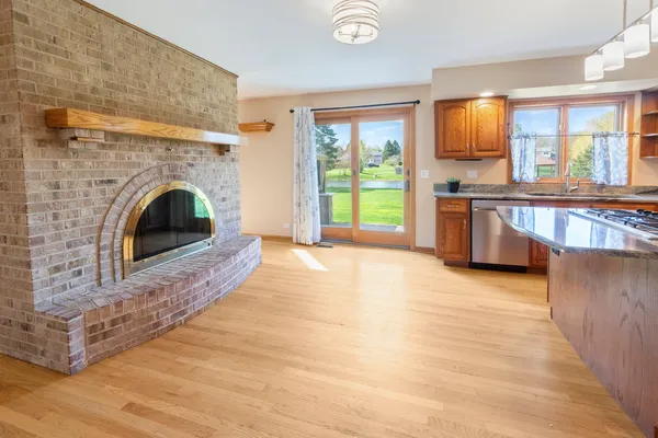 $4,300 | 2208 Crystal Circle, Crystal Lake, IL 60012