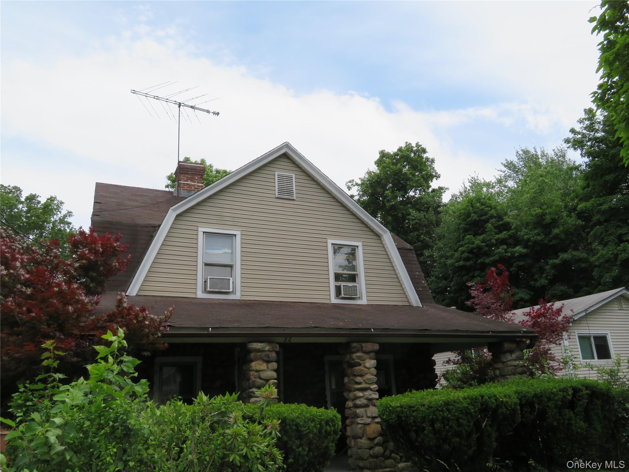 22 State Street Spring Valley, NY 10977 - Photo 3 of 32