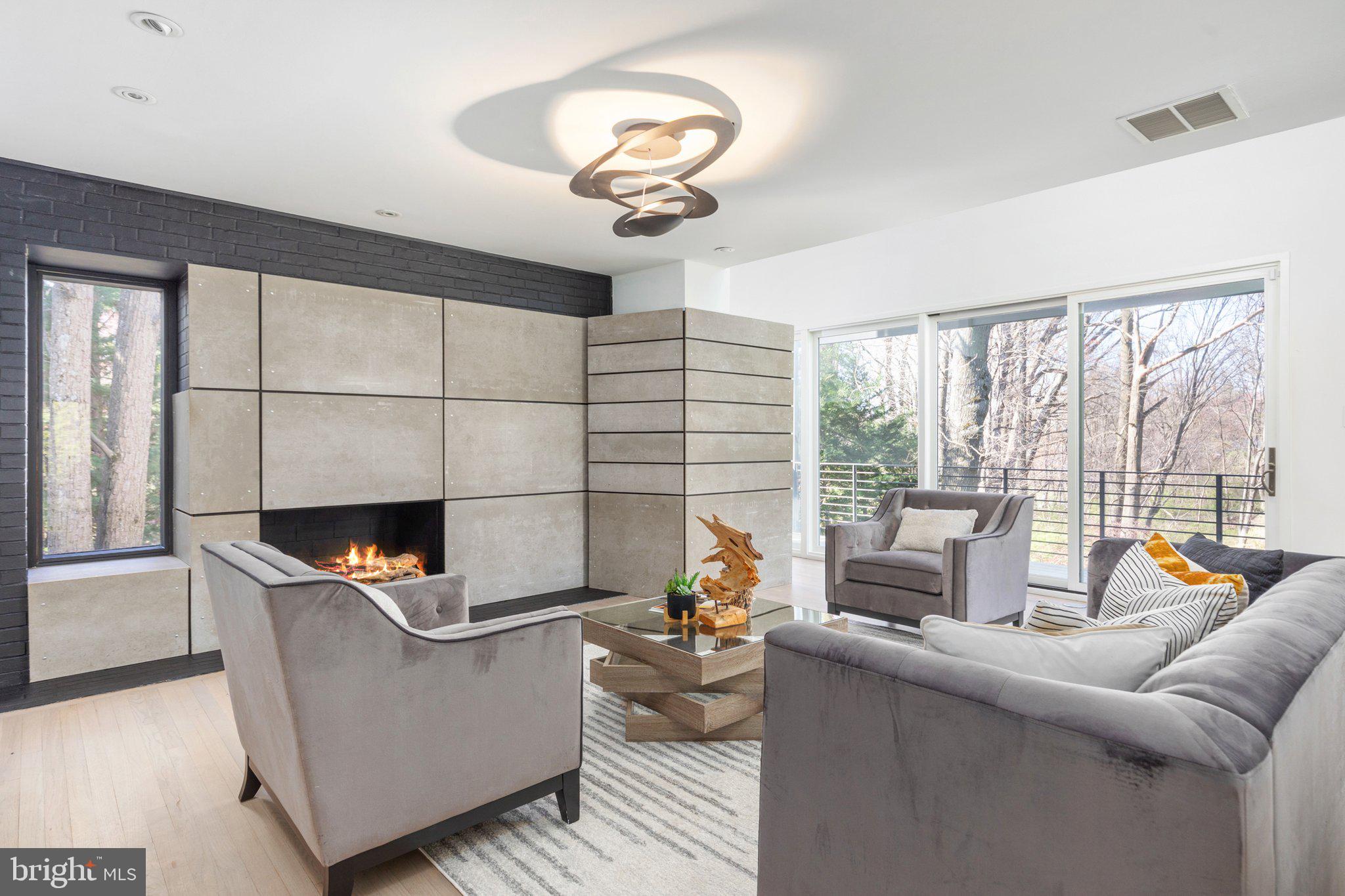 1702 Putter Lane Reston, VA 20190 - Photo 22 of 36 Gallery Image 22