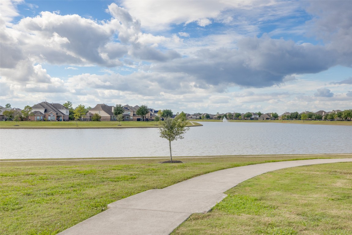 2514 Peacock Ore Drive Rosharon, TX 77583 - Photo 5 of 20