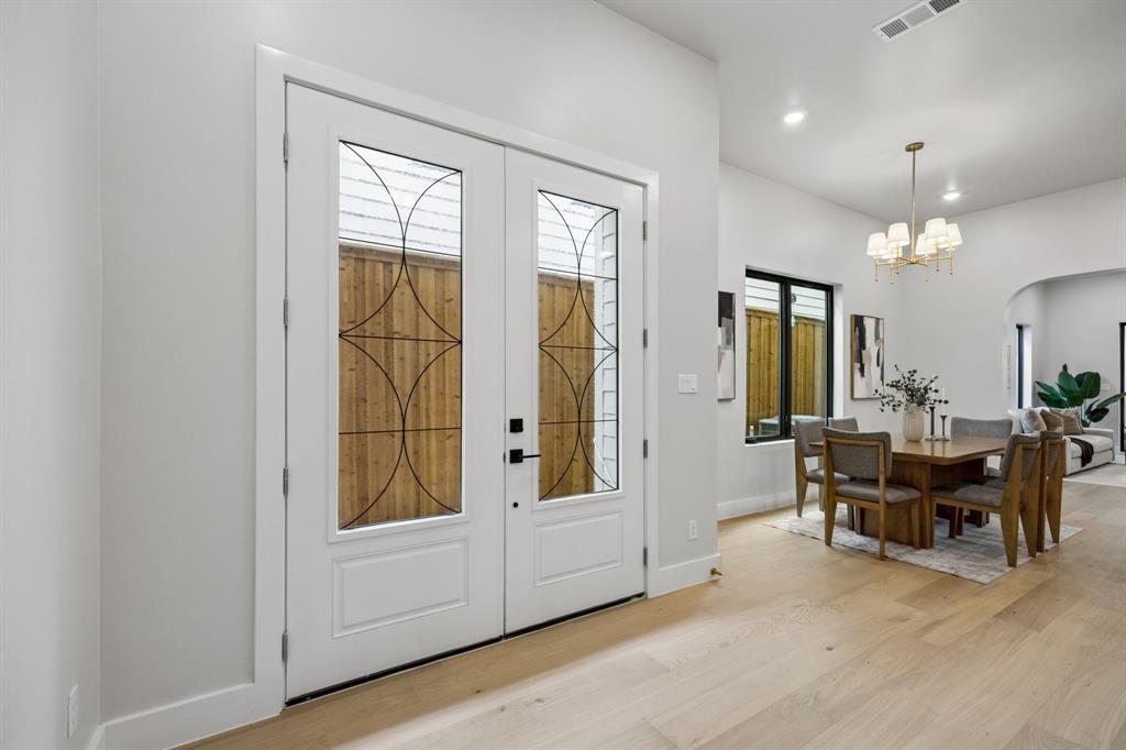 4615 Rusk Avenue Dallas, TX 75204 - Photo 3 of 25 a view of a livingroom with furniture and window