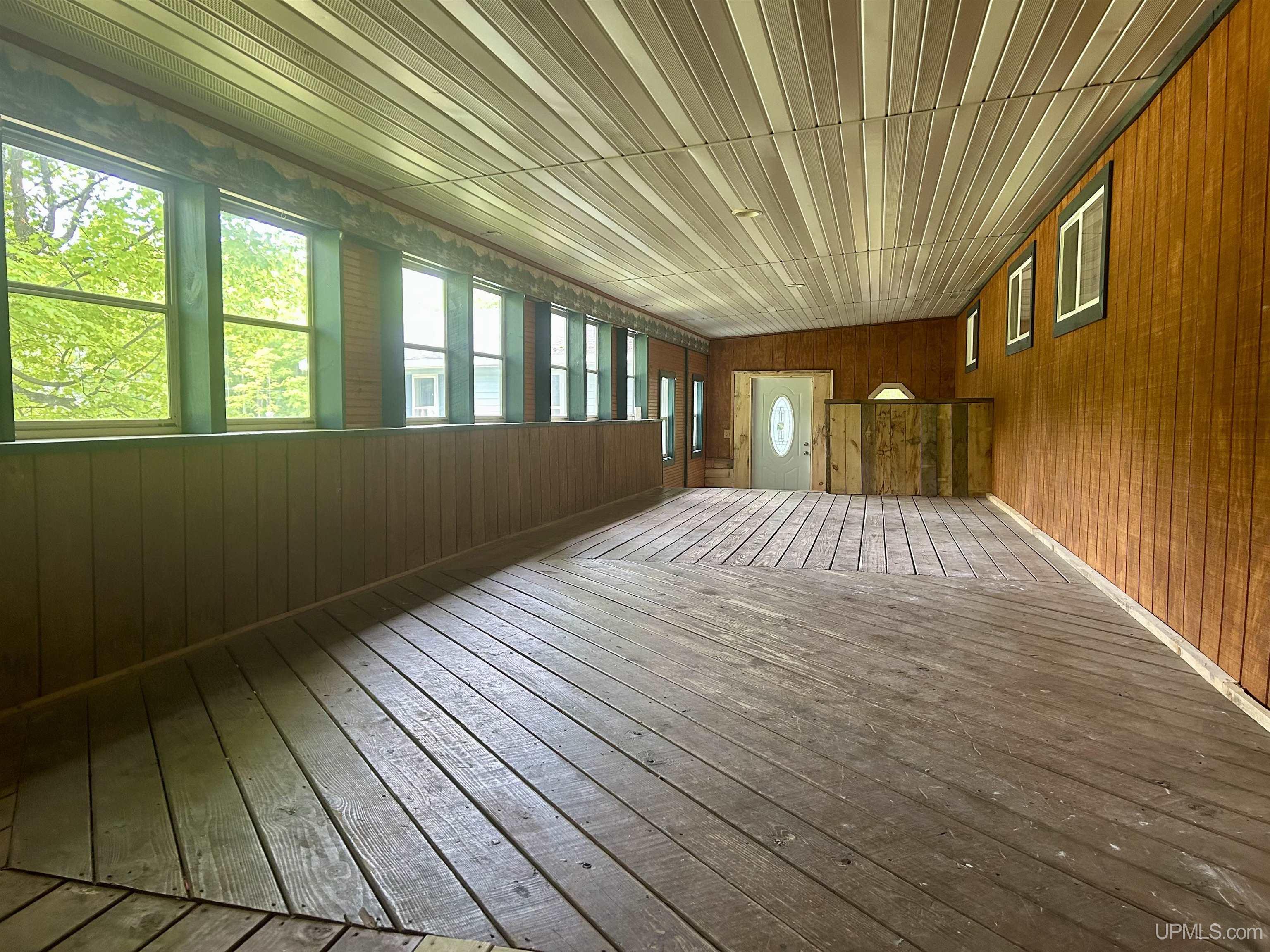 E9804 Gates Road Munising, MI 49862 - Photo 19 of 31