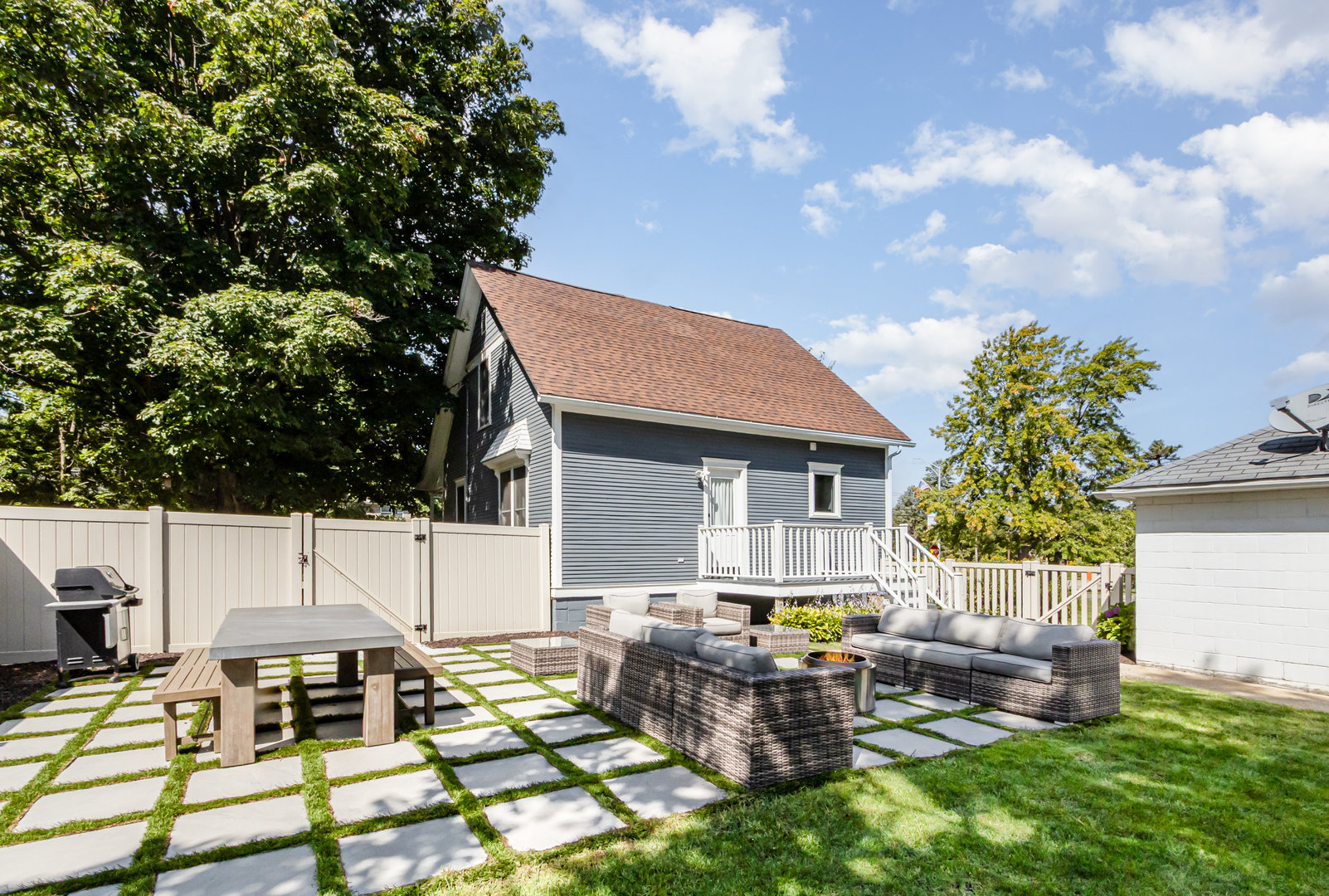 19429 Wolf Road Mokena, IL 60448 - Photo 3 of 18 a view of backyard with outdoor seating and green space
