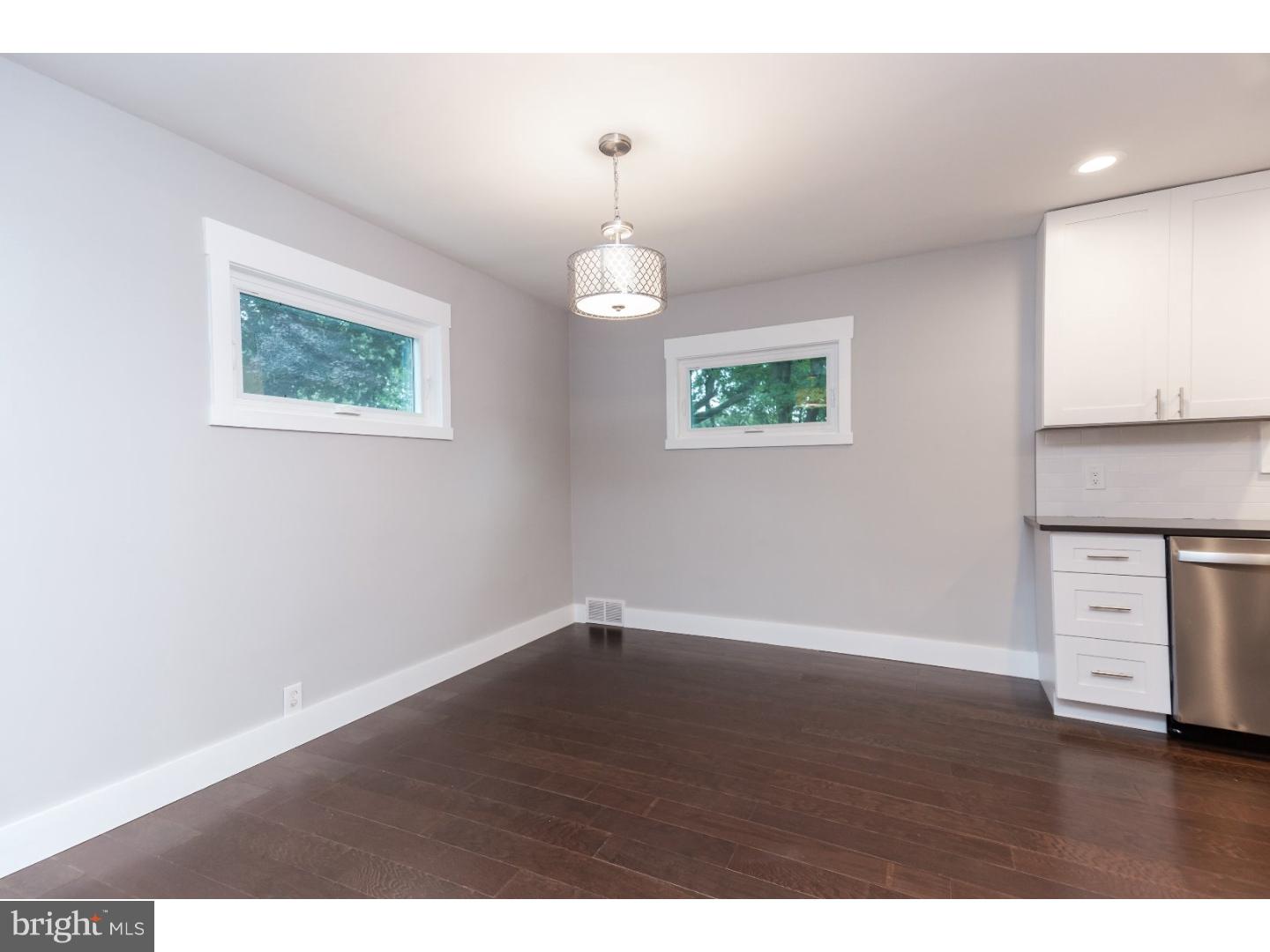 1627 Mt Pleasant Road Havertown, PA 19083 - Photo 7 of 25