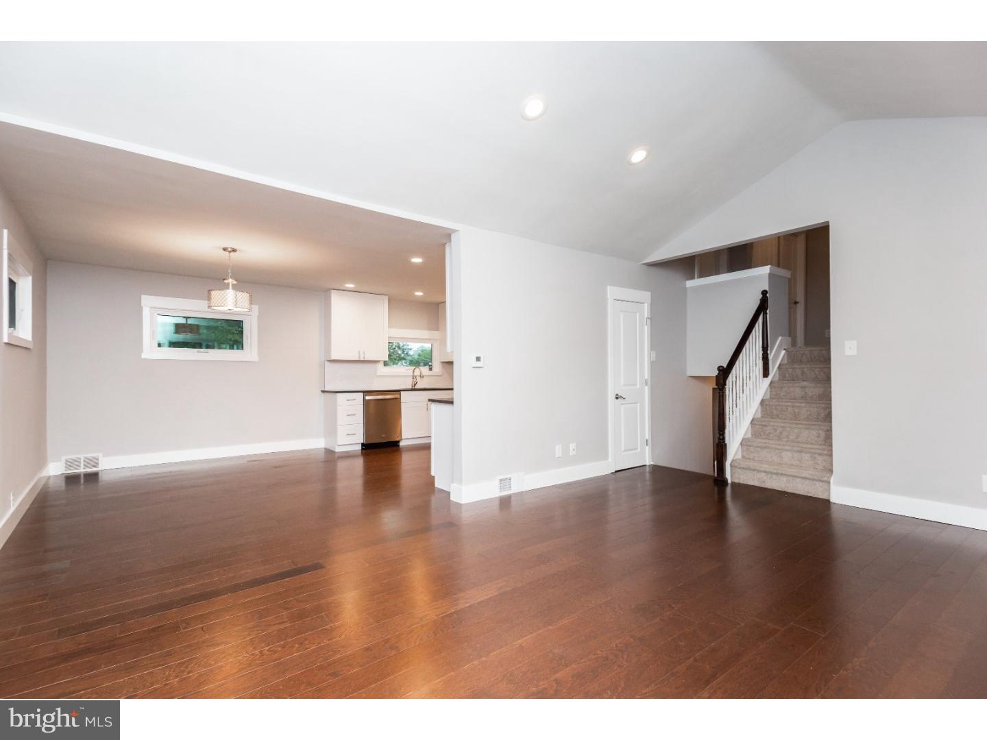 1627 Mt Pleasant Road Havertown, PA 19083 - Photo 8 of 25