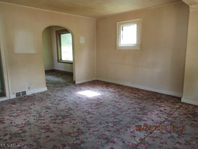 857 Carpenter Street Akron, OH 44310 - Photo 8 of 15