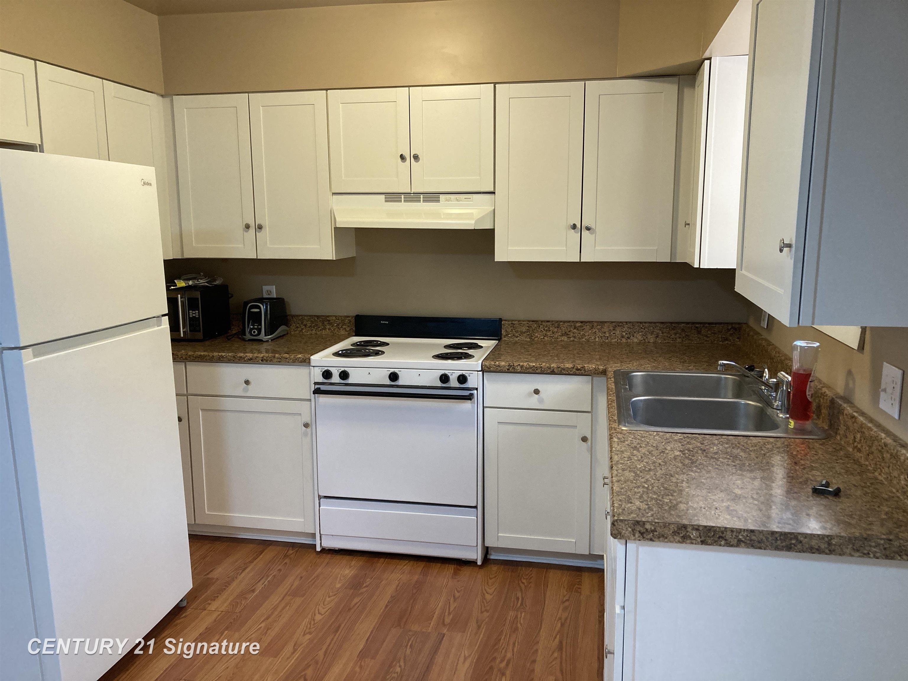 1306 Glen Road Midland, MI 48640 - Photo 22 of 26